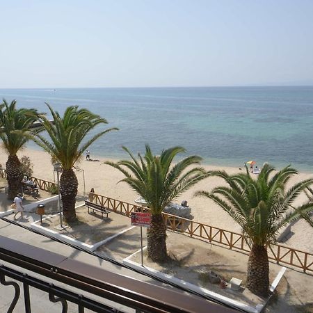 Hotel Akrogiali Ouranoupoli Exteriör bild