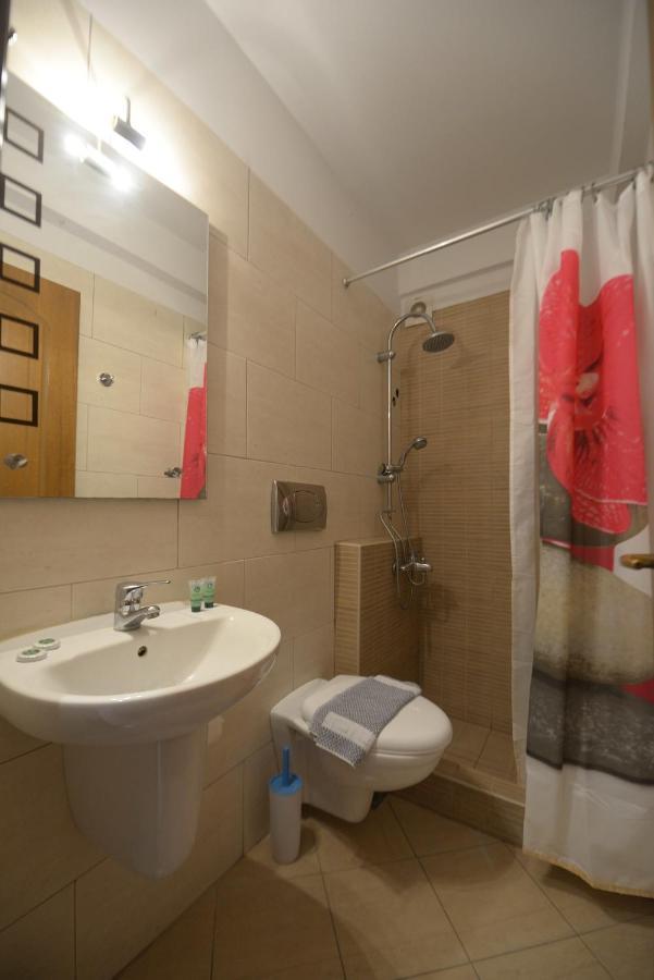 Hotel Akrogiali Ouranoupoli Exteriör bild